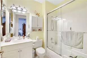 5080 Yacht Harbor Cir, Naples, FL 34112 - Photo 17