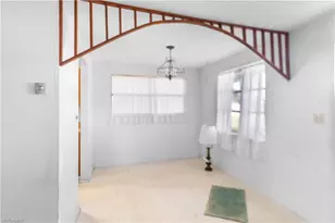 4820 Barcelona Cir, Naples, FL 34112 - Photo 5