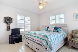 327 Conners Ave, Naples, FL 34108 - Photo 27