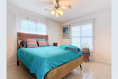 327 Conners Ave, Naples, FL 34108 - Photo 25