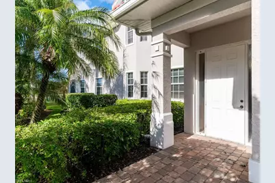 7869 Hawthorne Dr #303, Naples, FL 34113 - Photo 5