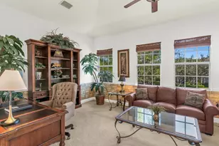 7869 Hawthorne Dr, Naples, FL 34113 - Photo 9