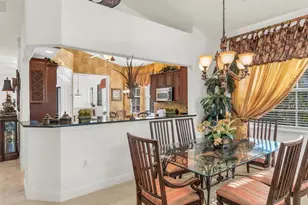 7869 Hawthorne Dr, Naples, FL 34113 - Photo 17