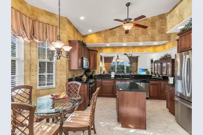 7869 Hawthorne Dr #303, Naples, FL 34113 - Photo 13
