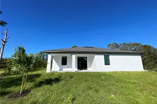 818 Chemstrand St E, Lehigh Acres, FL 33974 - Photo 13