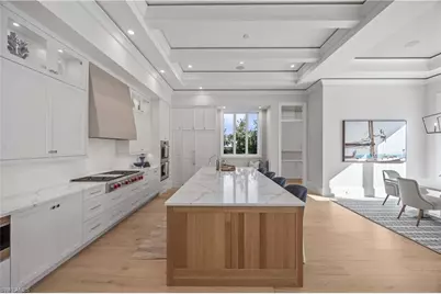 696 Fountainhead Ln, Naples, FL 34103 - Photo 11