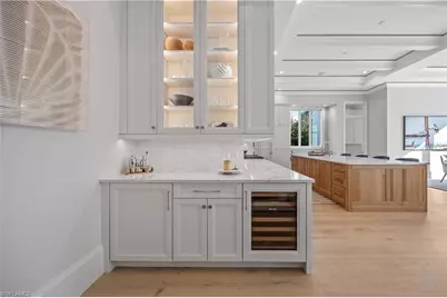 696 Fountainhead Ln, Naples, FL 34103 - Photo 15