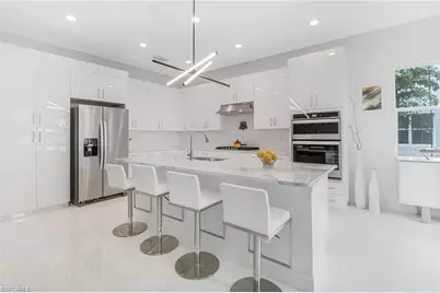 8944 Saint Lucia Dr #101, Naples, FL 34114 - Photo 3