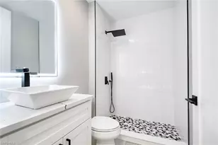 825 Regency Reserve Cir, Naples, FL 34119 - Photo 13