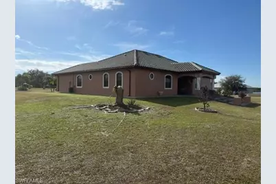 4007 Oak Haven Dr, Labelle, FL 33935 - Photo 3