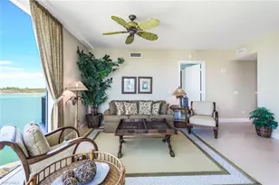 700 La Peninsula Blvd, Naples, FL 34113 - Photo 17