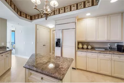 700 La Peninsula Blvd #401, Naples, FL 34113 - Photo 13
