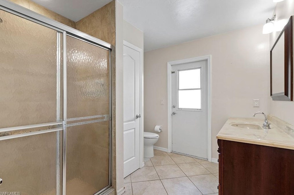 11470 Persimmon Ct, Fort Myers FL  33913-8120 exterior