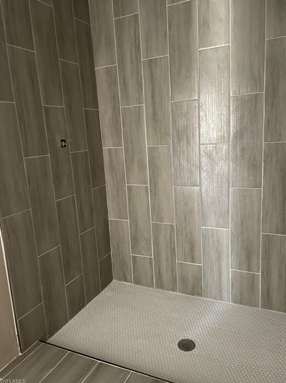 2102 South St, Fort Myers FL  33901-5028 exterior