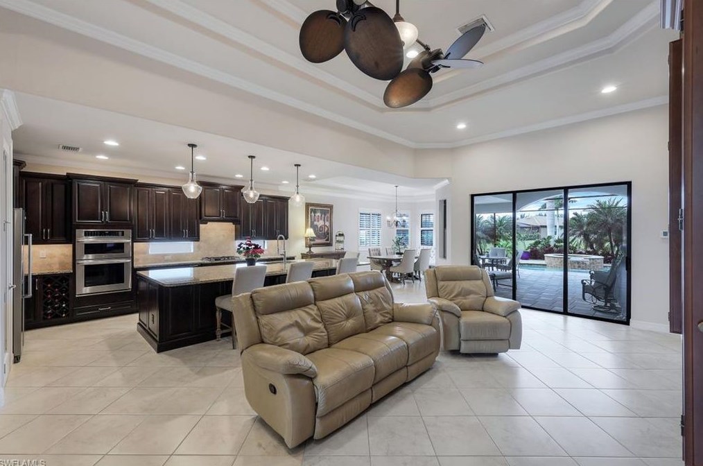 9973 Alhambra Ln, Bonita Springs FL  34135-0028 exterior