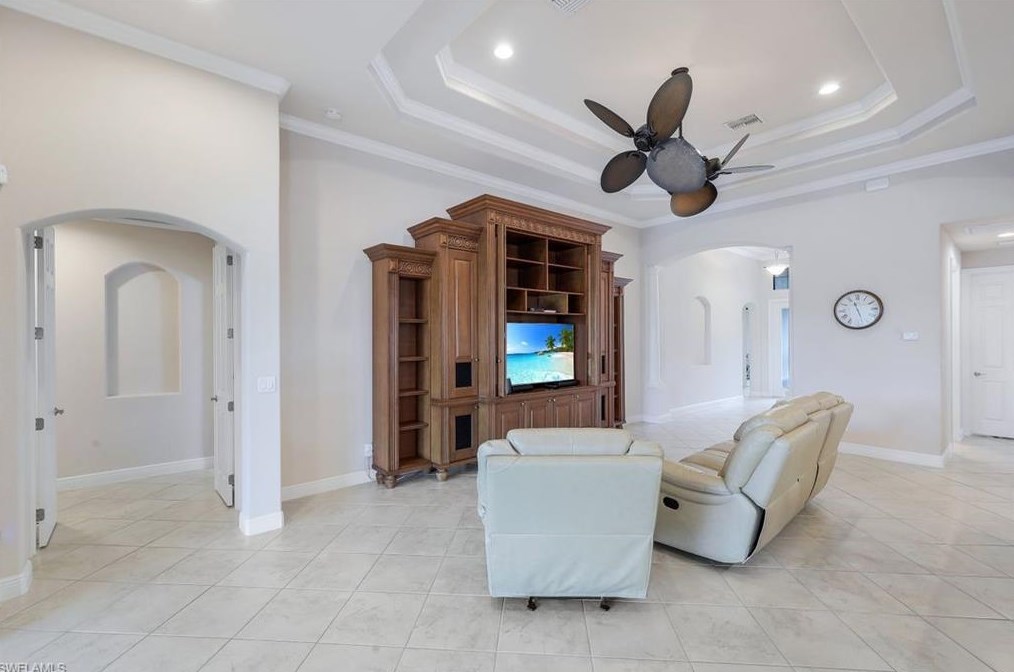 9973 Alhambra Ln, Bonita Springs FL  34135-0028 exterior