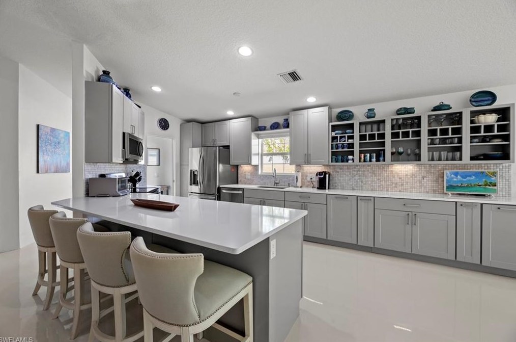 15387 Upwind Dr, Bonita Springs FL  34135-8588 exterior