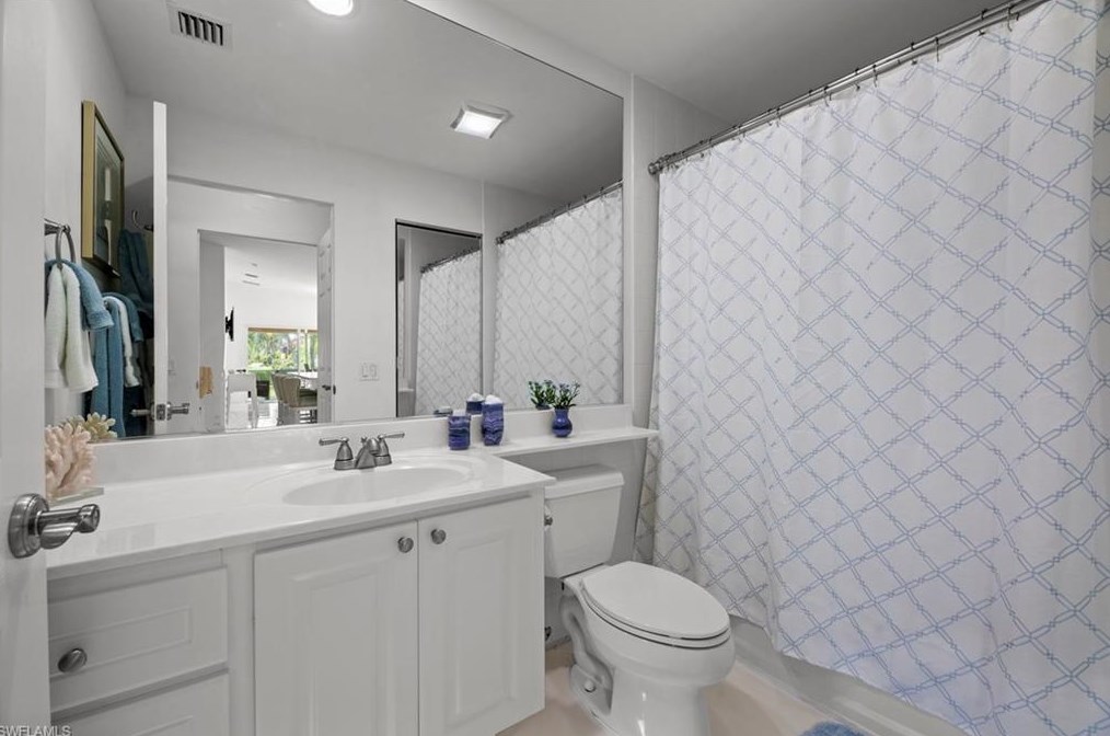 15387 Upwind Dr, Bonita Springs FL  34135-8588 exterior