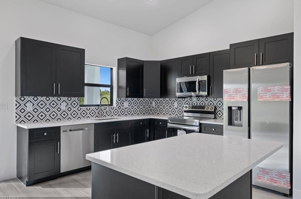 422 Progress Ave, Lehigh Acres FL 33974-0459 exterior