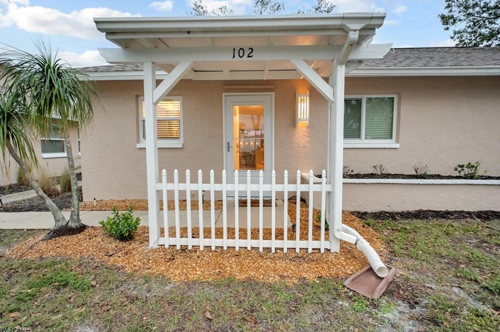 27671 Arroyal Rd, Bonita Springs FL  34135-4282 exterior