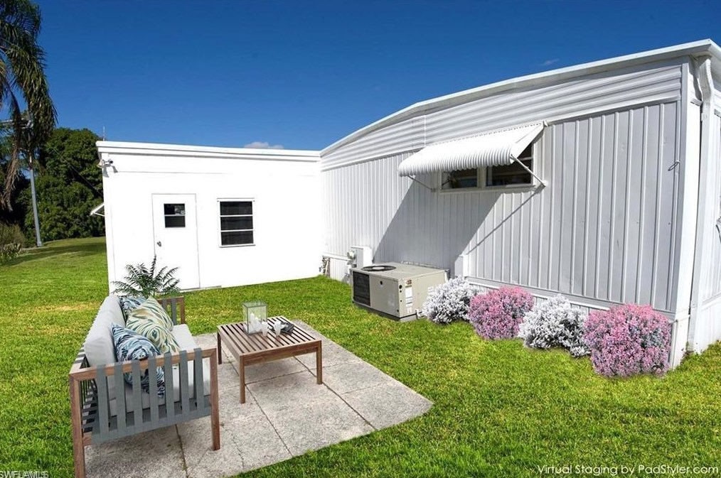 26135 Countess Ln, Bonita Springs FL  34135-6516 exterior