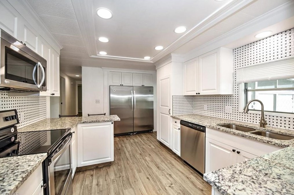 26135 Countess Ln, Bonita Springs FL  34135-6516 exterior