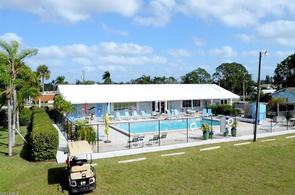 26135 Countess Ln, Bonita Springs FL  34135-6516 exterior