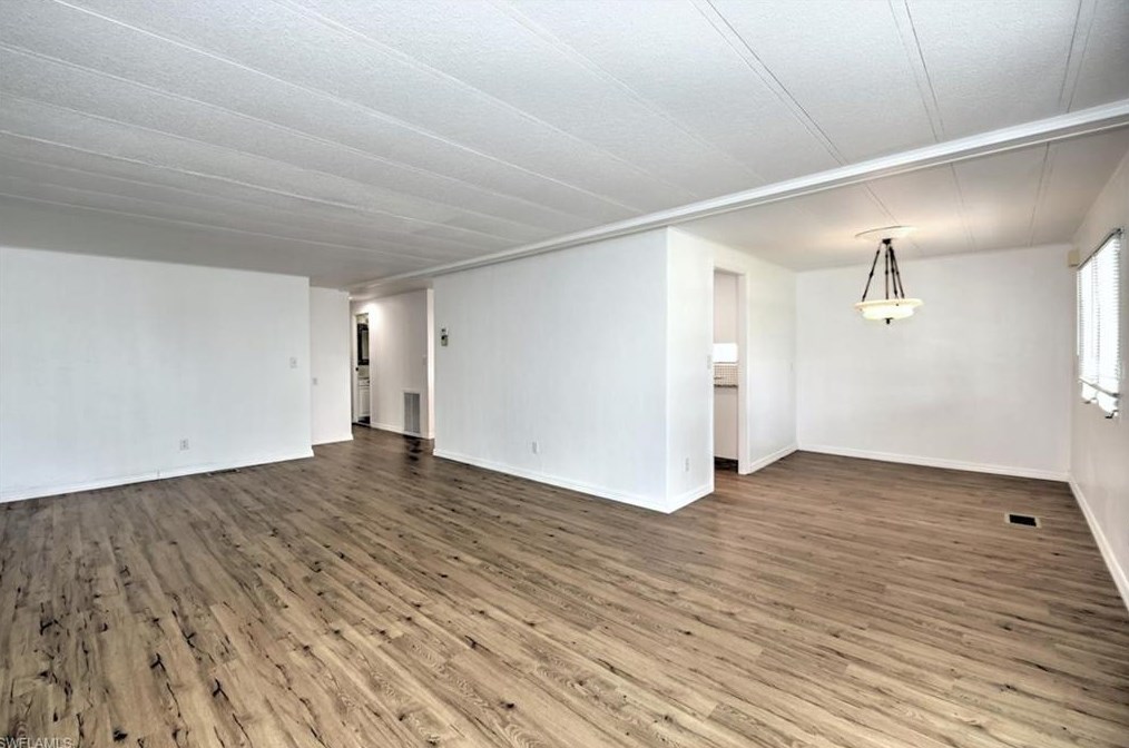 26135 Countess Ln, Bonita Springs FL  34135-6516 exterior