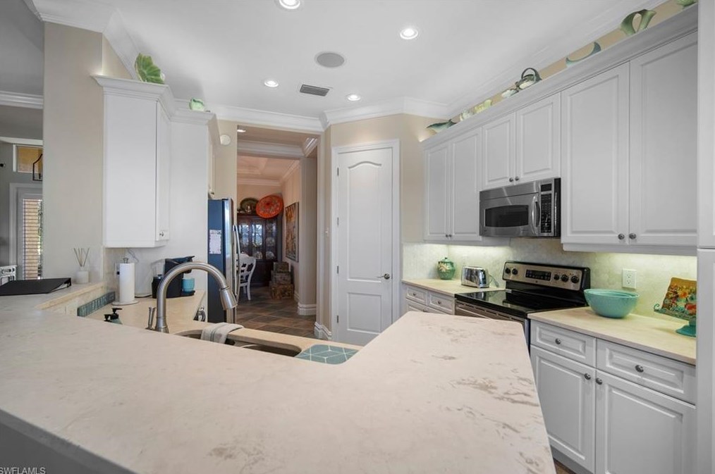 18141 Creekside View Dr, Fort Myers FL 33908-4752 exterior