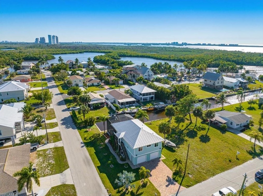 4727 Swordfish St, Bonita Springs FL  34134-7116 exterior