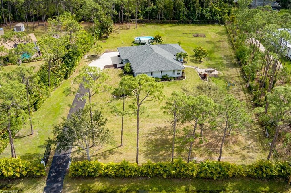 24199 Golden Eagle Ln, Bonita Springs FL  34135-9610 exterior