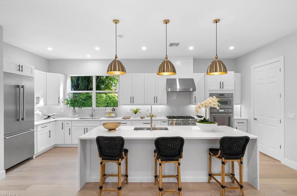 7834 Classics Dr, Naples FL  34113-3043 exterior
