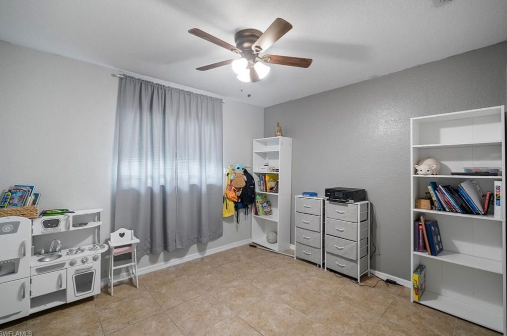 4013 16th St, Lehigh Acres FL  33976-3367 exterior