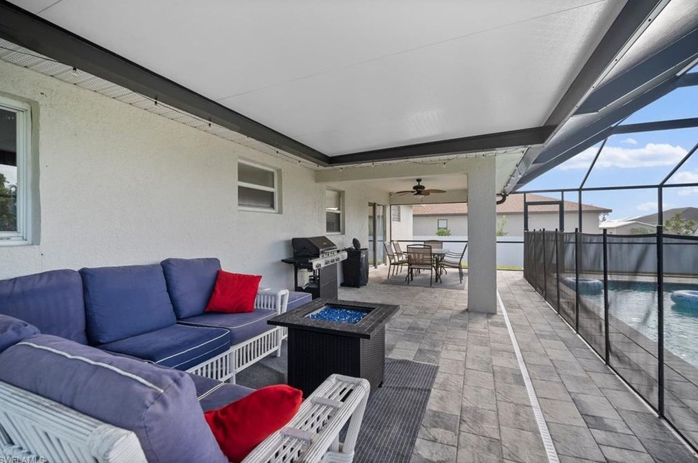 4013 16th St, Lehigh Acres FL  33976-3367 exterior