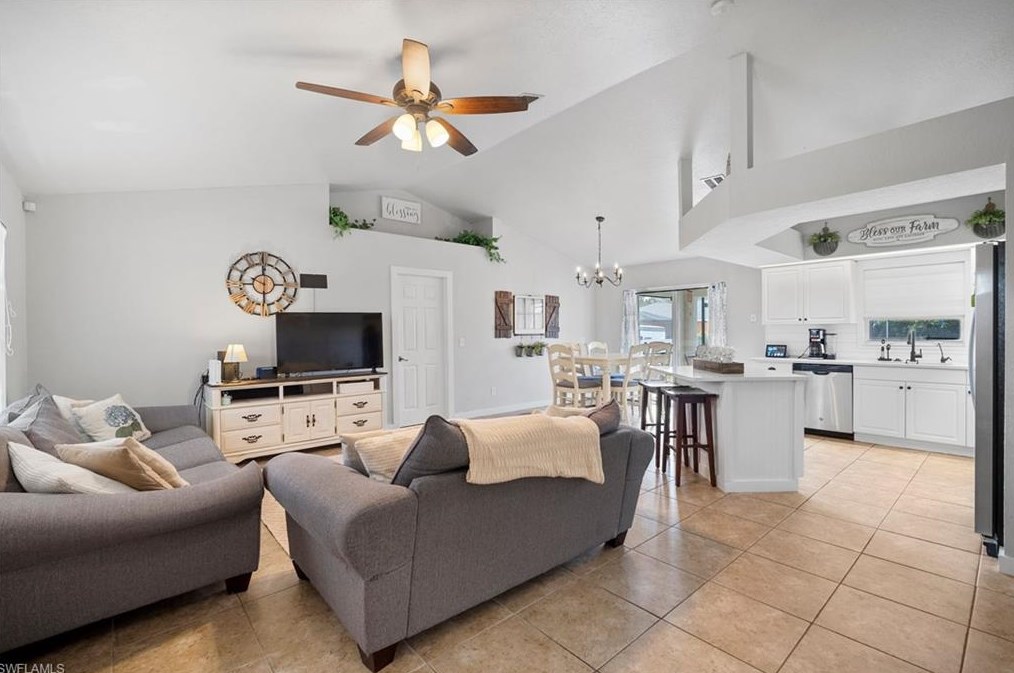 4013 16th St, Lehigh Acres FL  33976-3367 exterior