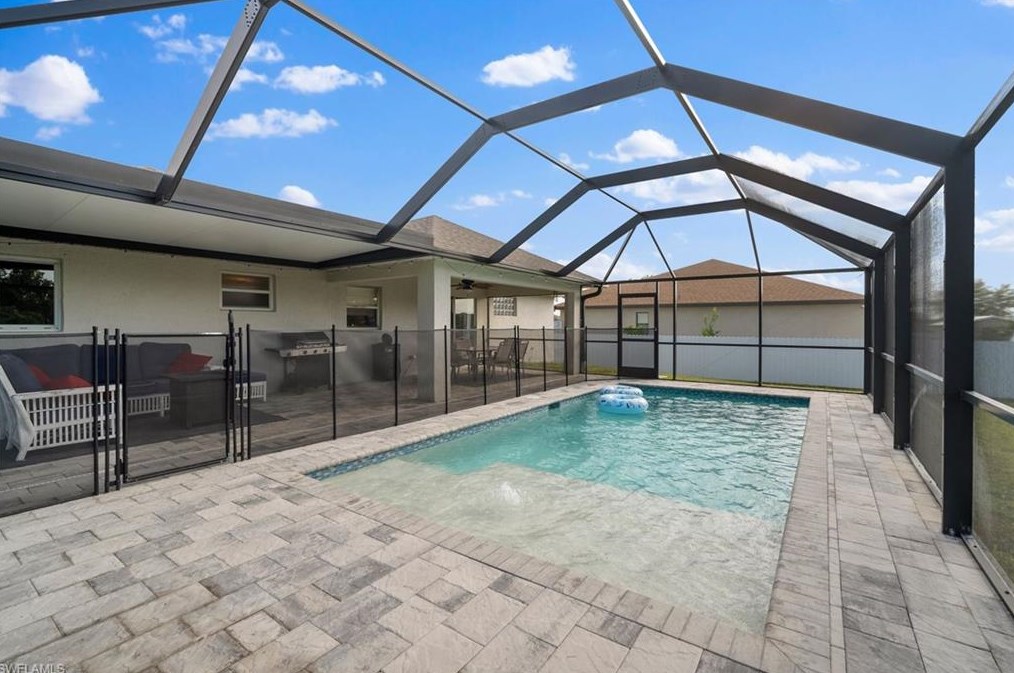 4013 16th St, Lehigh Acres FL  33976-3367 exterior