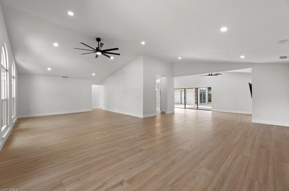 238 Willowick Dr, Naples FL 34110-1342 exterior