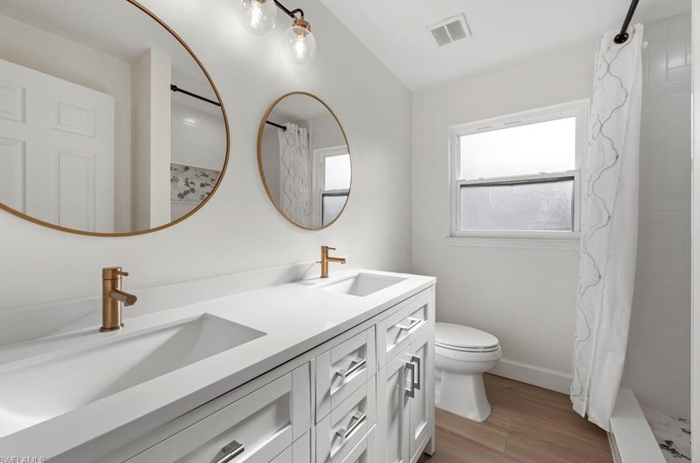 238 Willowick Dr, Naples FL 34110-1342 exterior