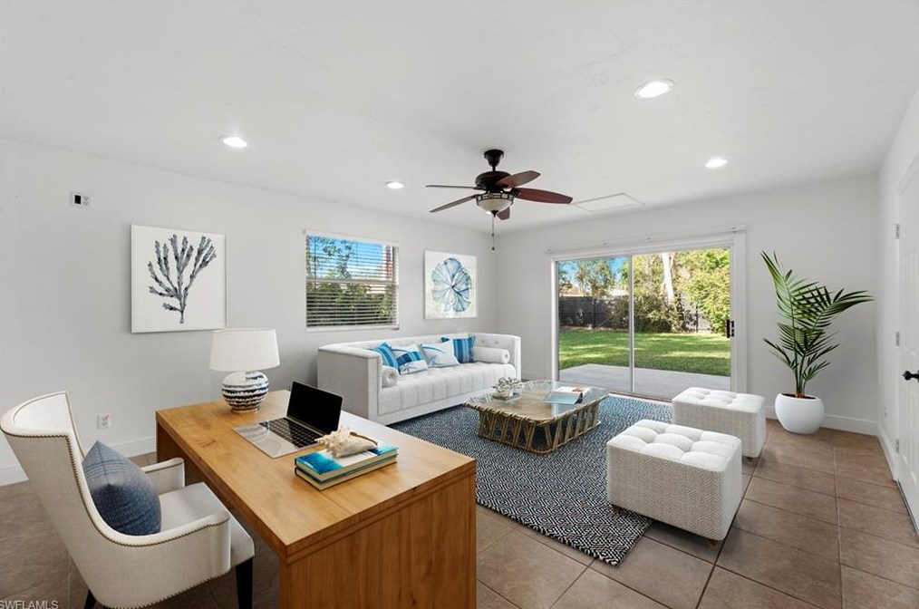 238 Willowick Dr, Naples FL 34110-1342 exterior