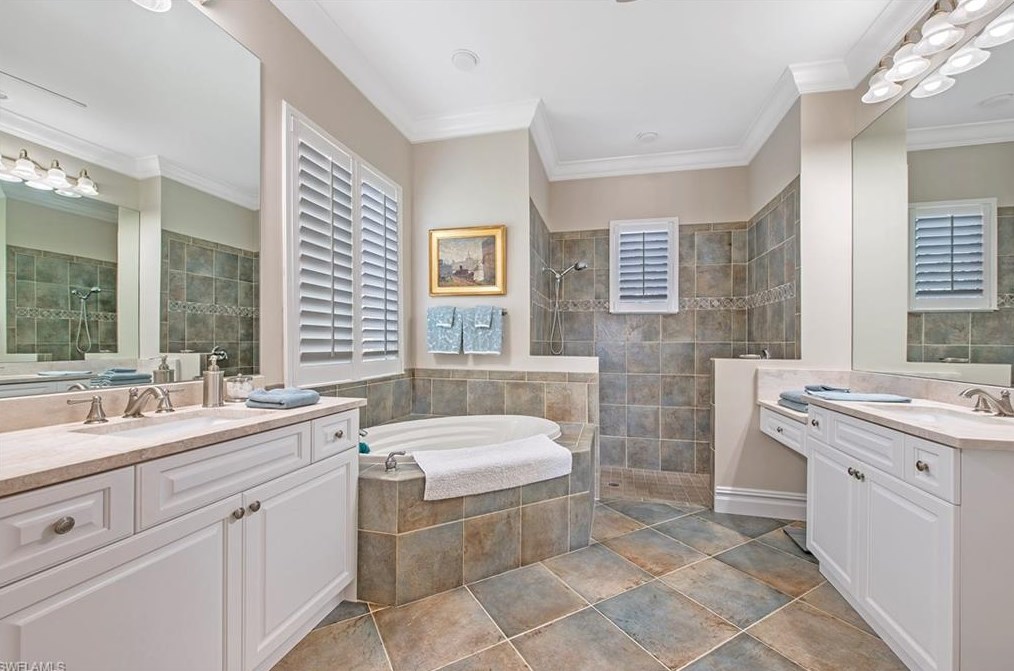 18141 Creekside View Dr, Fort Myers FL 33908-4752 exterior