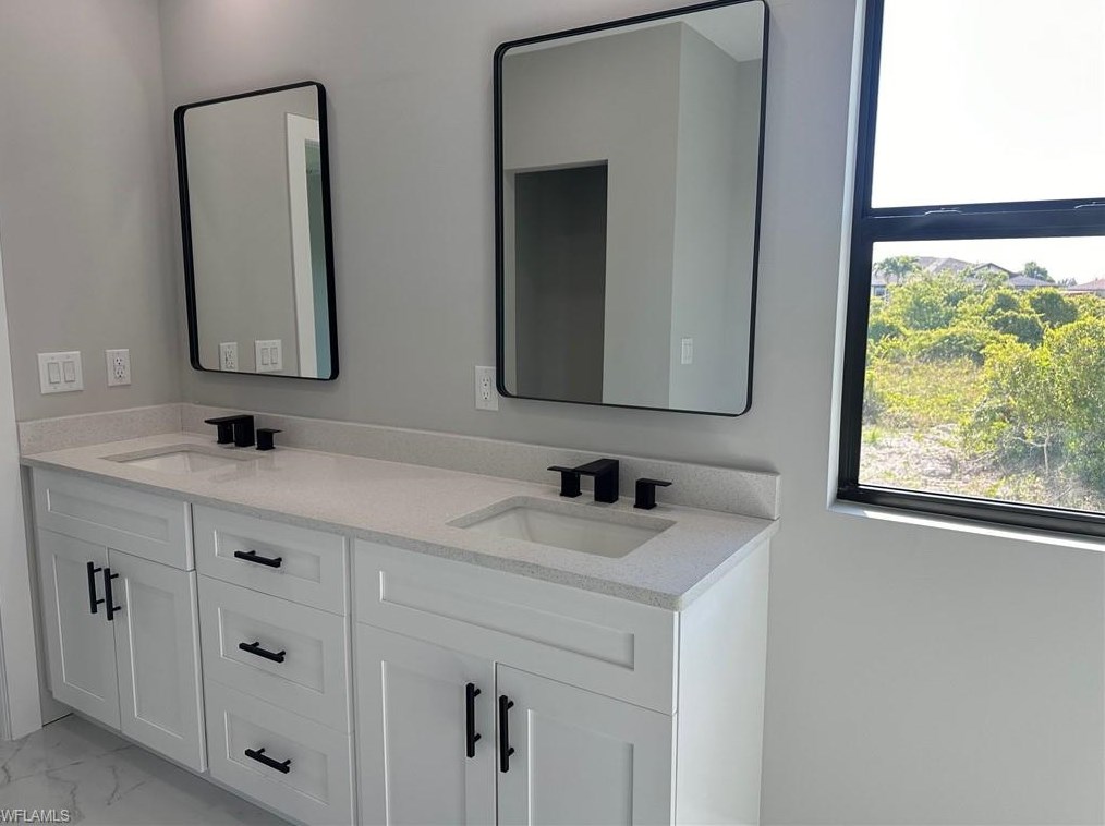 5039 Bristo St, Lehigh Acres FL 33971-6537 exterior