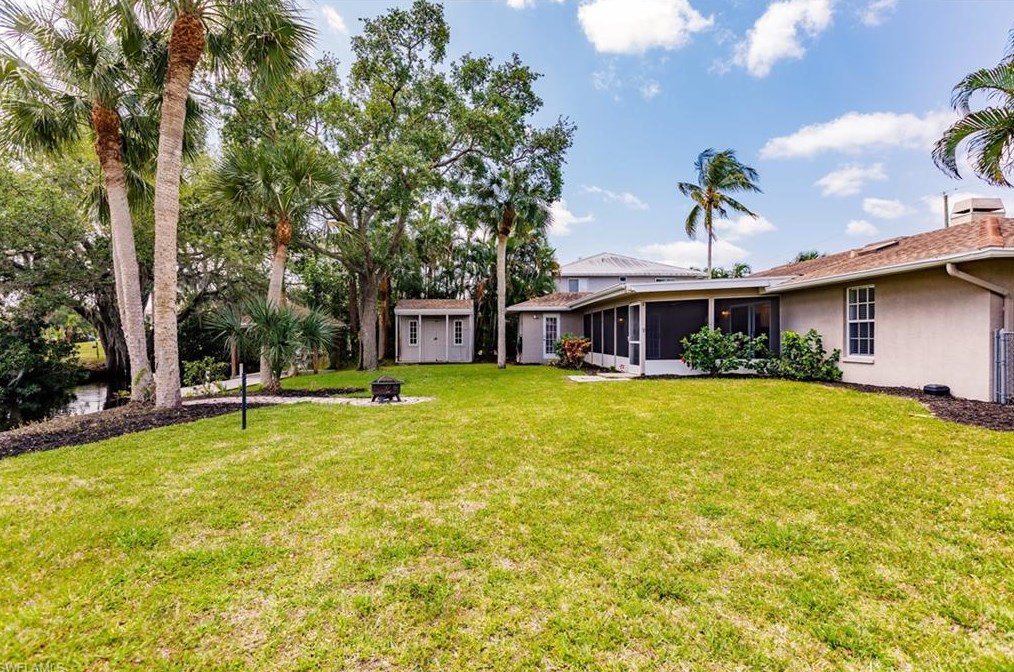 27228 Gasparilla Dr, Bonita Springs FL  34135-4310 exterior