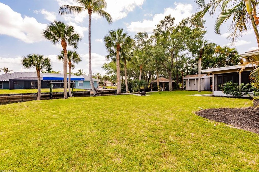 27228 Gasparilla Dr, Bonita Springs FL  34135-4310 exterior