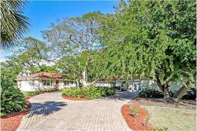 400 Cocohatchee Dr - Photo 1