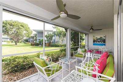 3300 Binnacle Dr 112 Naples Fl 34103 Mls 219058412 Coldwell
