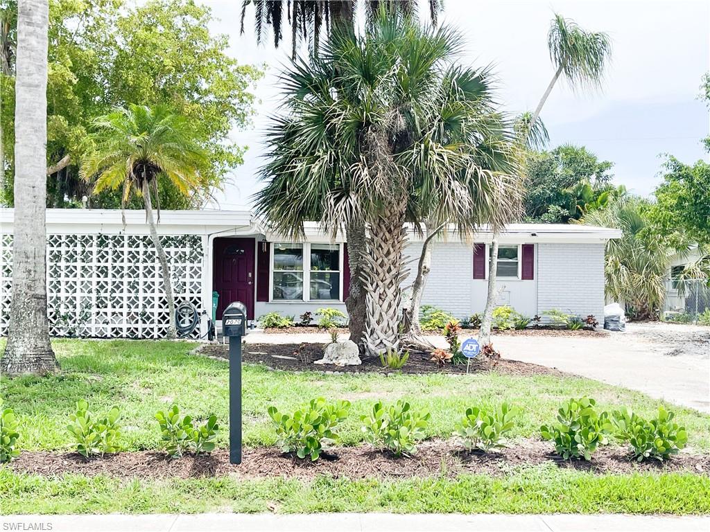 2070 Holiday Ln, Naples, FL 34104 MLS 221045777 Coldwell Banker