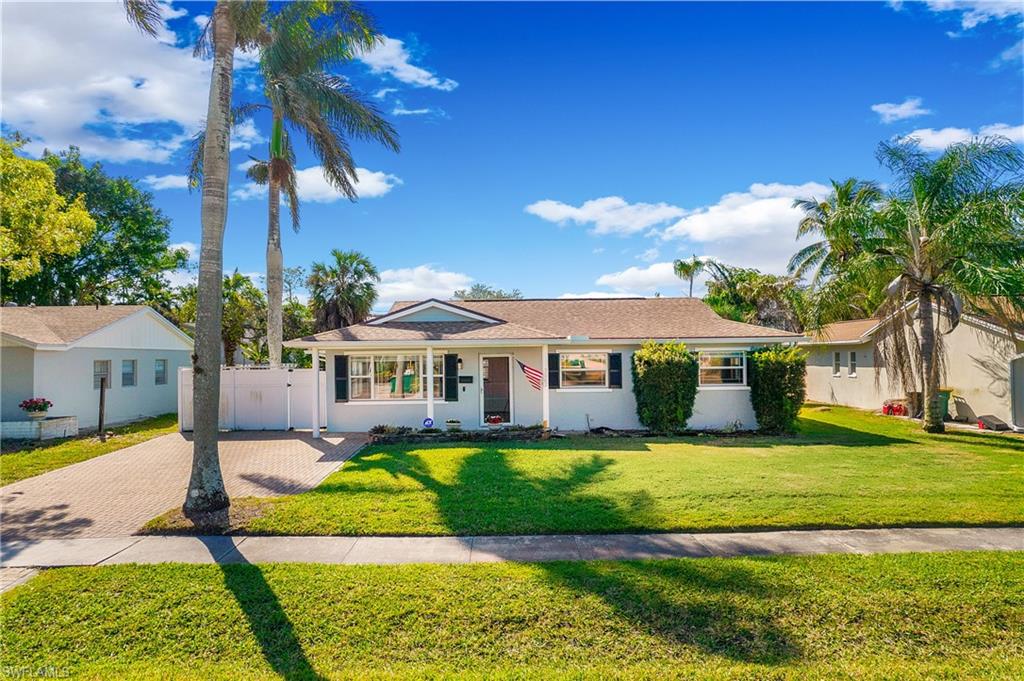 3062 Ponce De Leon Dr, Naples, FL 34105 MLS 223010853 Coldwell Banker