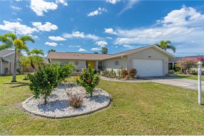 9731 Deerfoot Dr, Fort Myers, FL 33919 - Photo 1