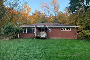 561 Williams Ave, Rochester, PA 15074 - Photo 1