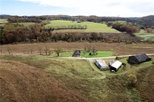 843 Pine Run Rd, Washington Township, PA 15613 - Photo 5